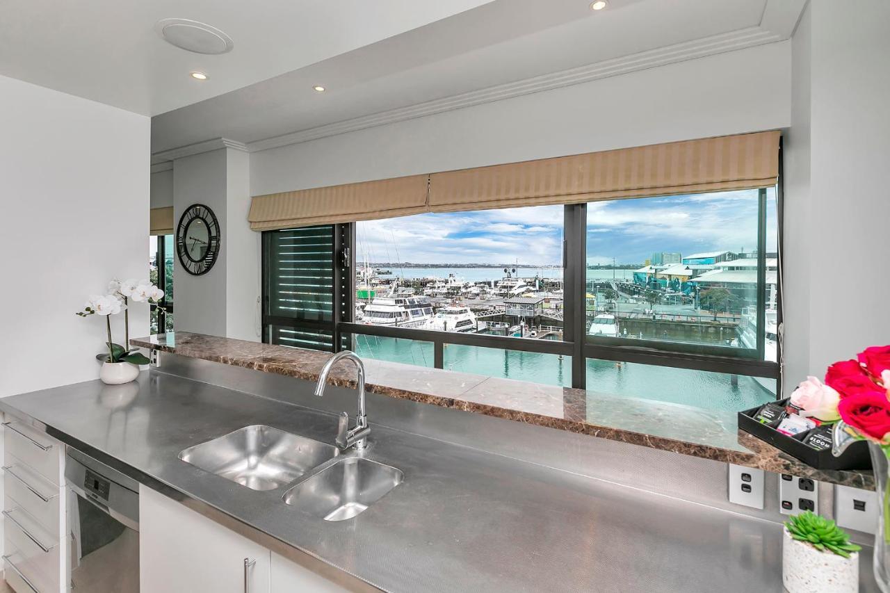 Waterfront Wonder + Cp! Apartment Auckland Bagian luar foto